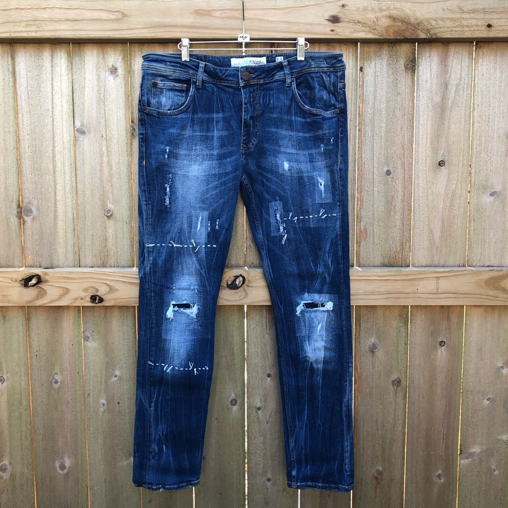 8IGHTH DSTRKT Men’s Jeans Size 36x32 Dark Wash Slim Distressed Patched Stitch